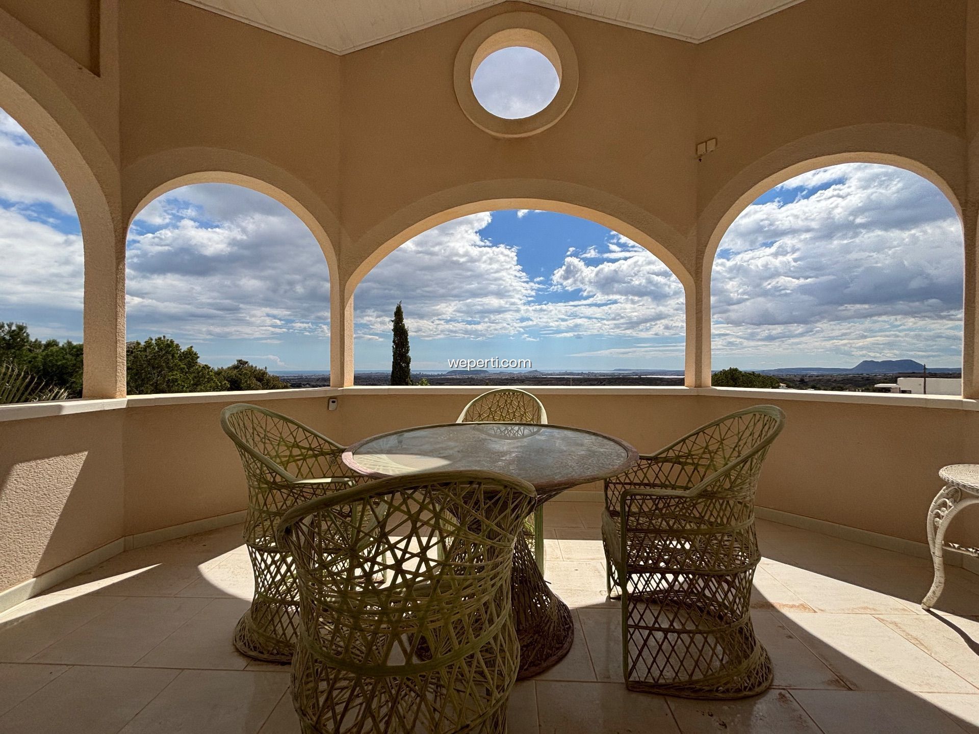 Villa de Lujo con Vistas a la Montaña en alquiler