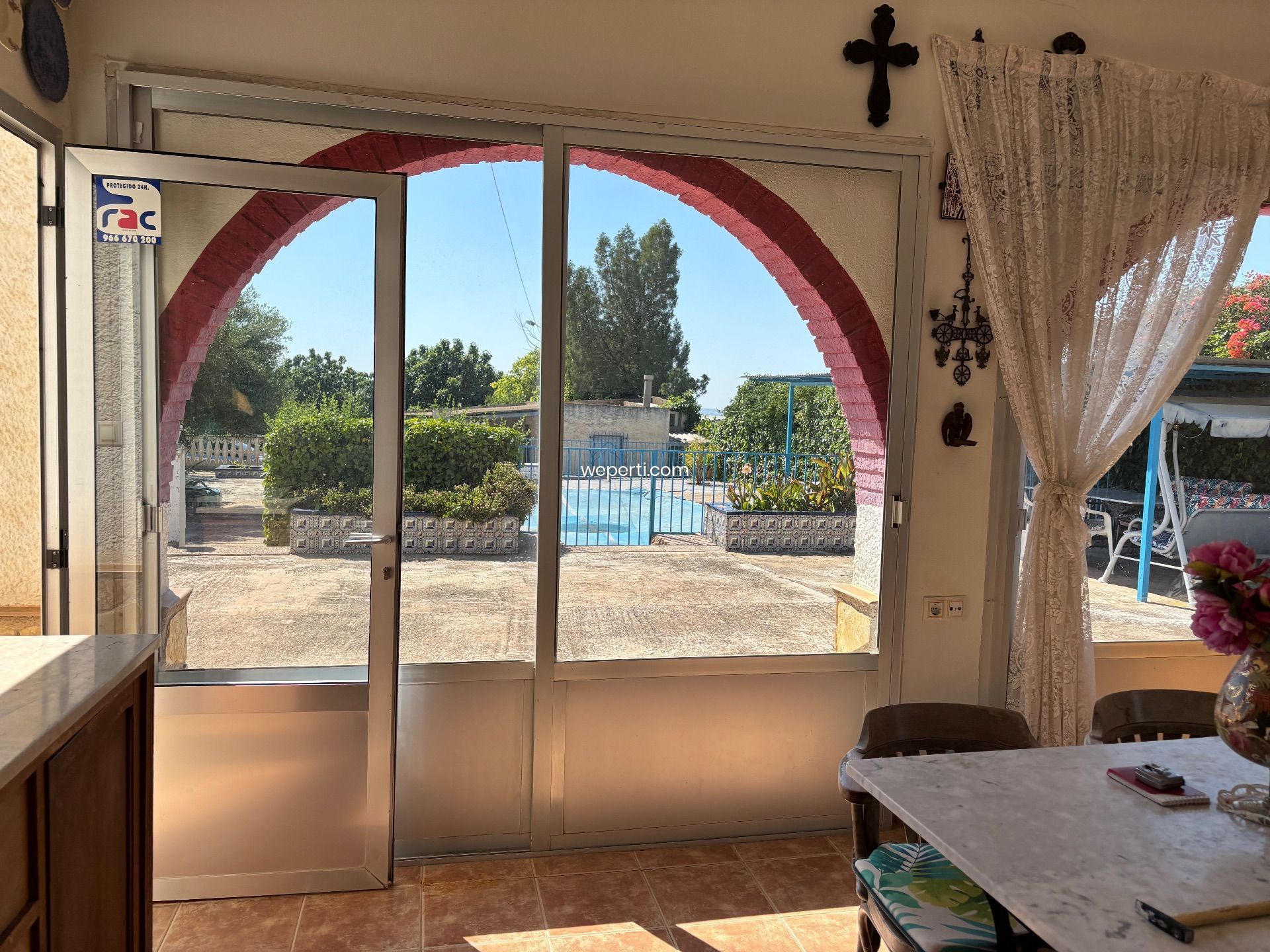 Chalet con Piscina en alquiler